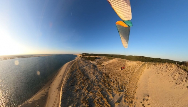Atemberaubende Aussicht bei Ihrem Gleitschirm-Erstflug 