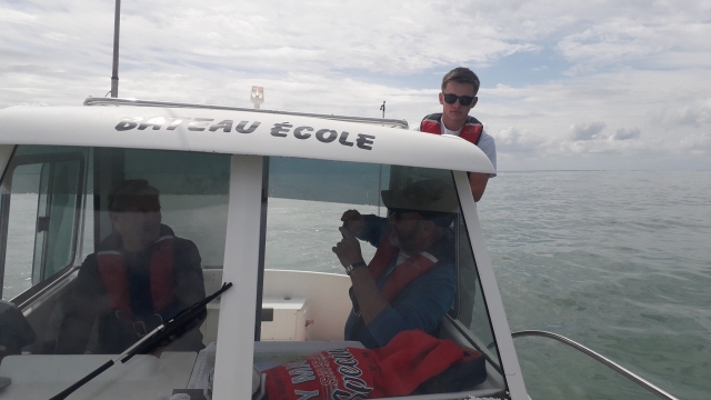  Vamos para uma aventura memorável de barco 