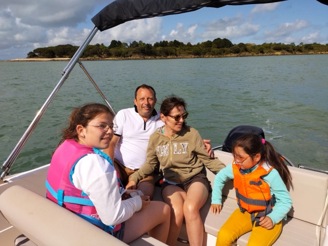  Gita in barca per tutta la famiglia 