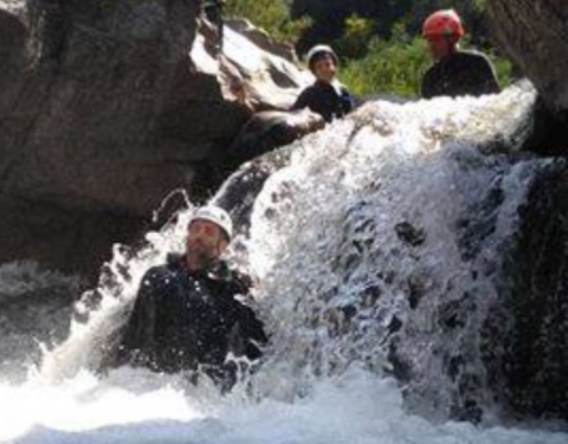  Natural canyon slide 