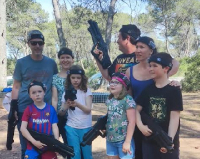  Sessione di laser tag per famiglie 