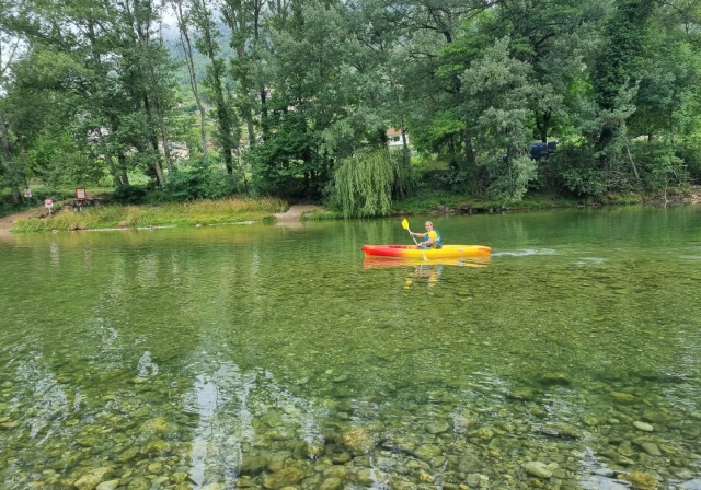 Profitez d'un cadre époustouflant lors de votre descente en kayak