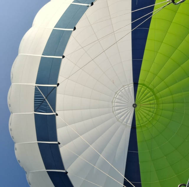  Blick auf den Ballon von der Gondel aus