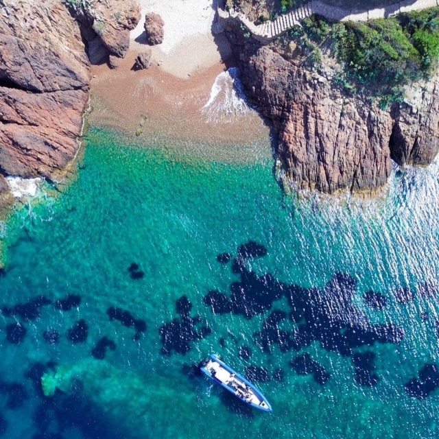  The beauty of the coastline 