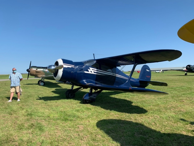  Ulm retro no aeródromo