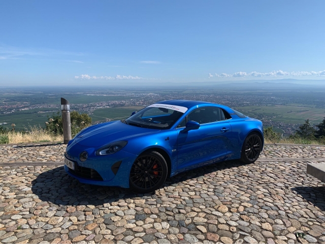 Vue sur Colmar avec note Alpine