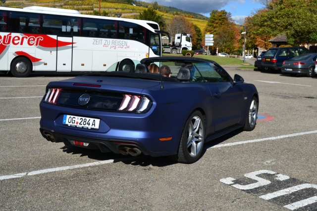  La nostra Ford Mustang decappottabile 