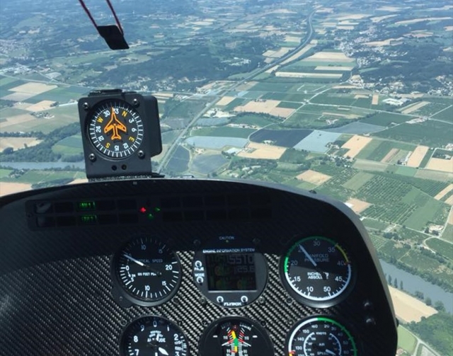 Panel de control capturado en pleno vuelo 