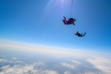 Tandem parachute jump in Vannes - 3000 meters