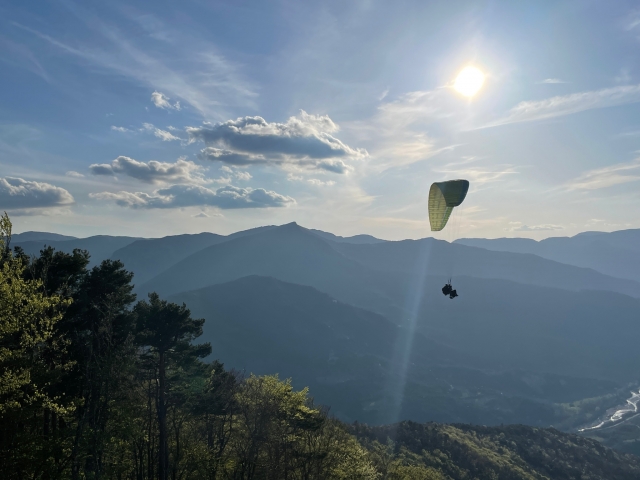  Die steilen Landschaften unter der Sonne der Provence