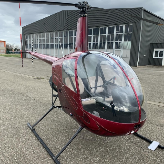 Hélicoptère Robinson 22 pour un vol magnifique