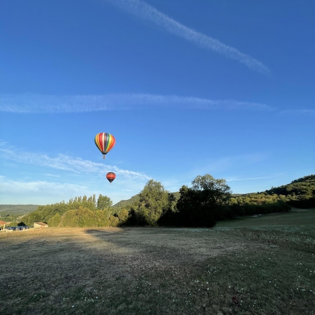  Treffen Sie uns am Start von unserem Heißluftballonstandort 