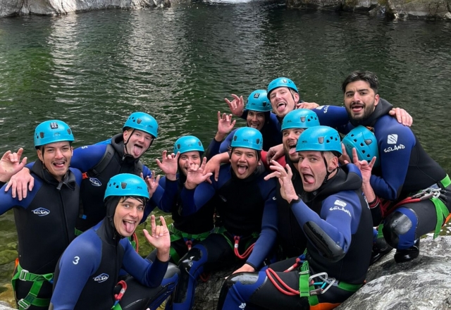  A group of friends enjoying the canyon 