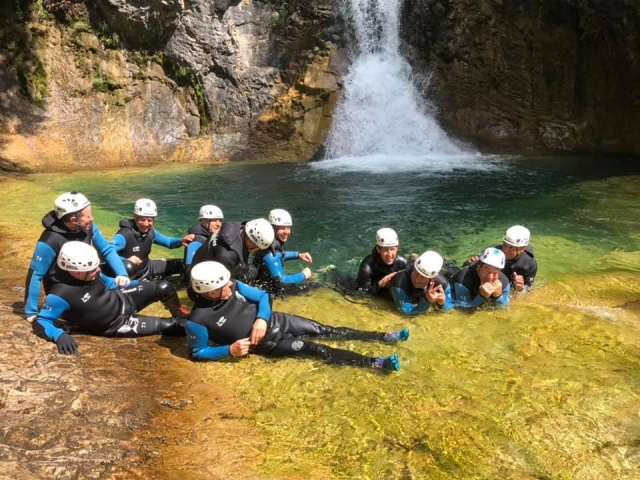  Paesaggi sublimi con vista su cascate, piscine naturali e vegetazione verdeggiante!