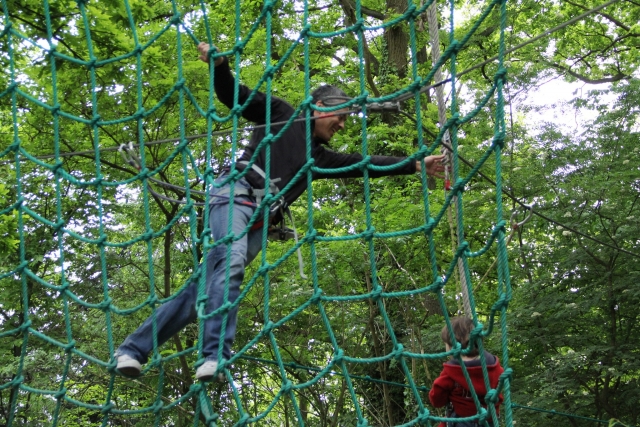Le pont de singe testera votre équilibre