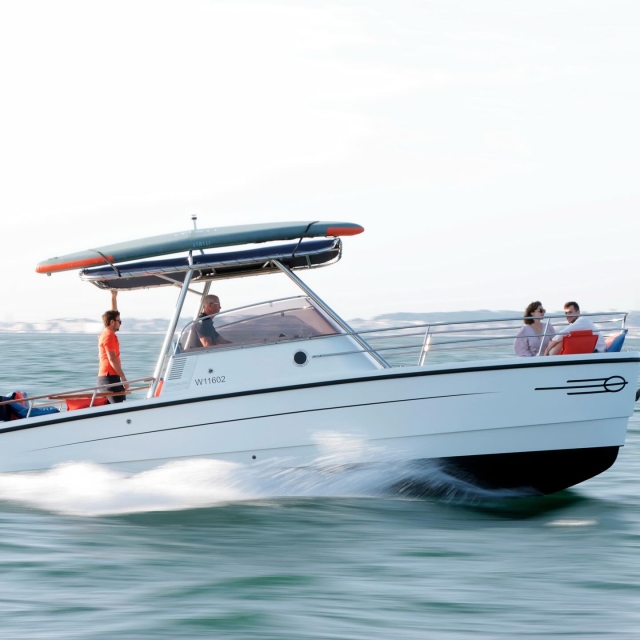  Das Hybridboot, auf dem Sie an Bord gehen 