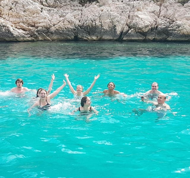  Genießen Sie ein Bad im blauen Wasser