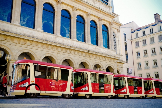  Use o transporte público gratuito 