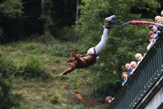  Bungee-Jumping in den Hautes-Pyrénées 
