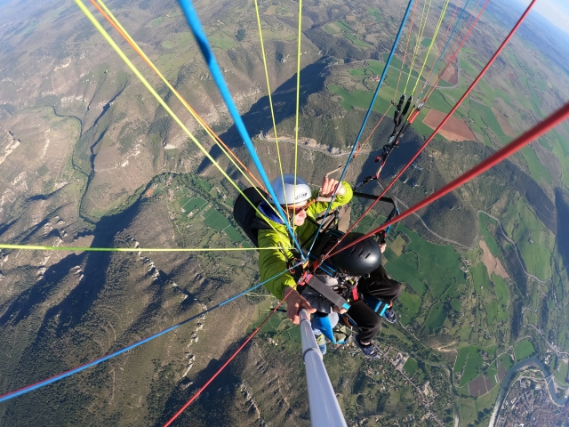  Reserve su vuelo en paragliding en Millau