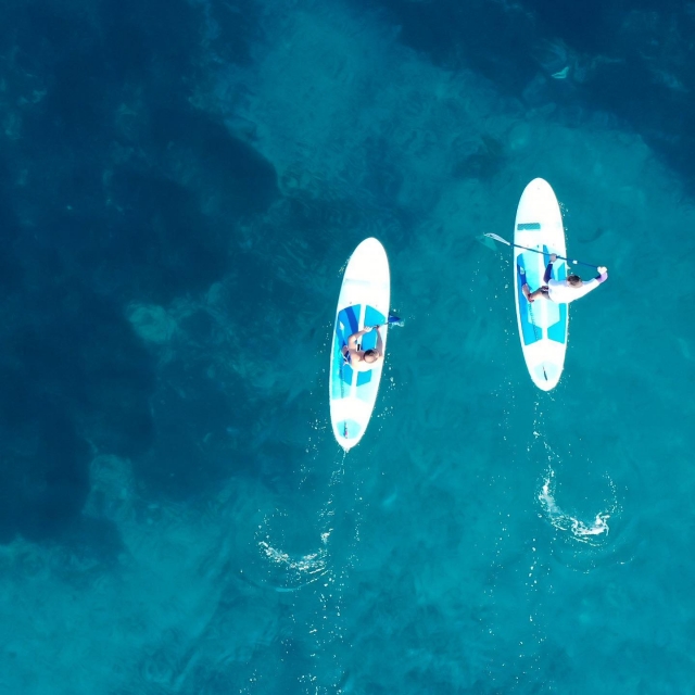 Reserve sua atividade de stand-up na paddle nos alpes maritimes 