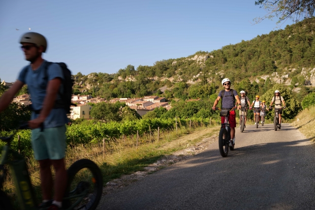  Disfrute de una hermosa caminata en el alpes-de-haute-PROVENCE 