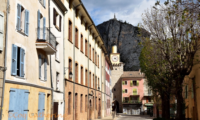  Castellane y The Clock Tower 