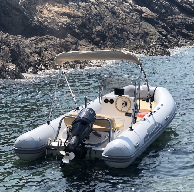 reserve your boat without a license in Galéria 