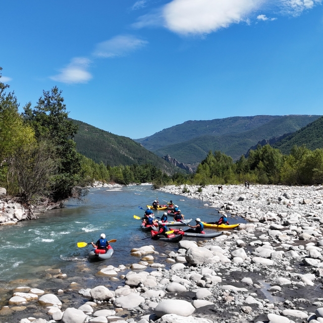  Navigate nel Var Water Turquoise Water del var River di var River