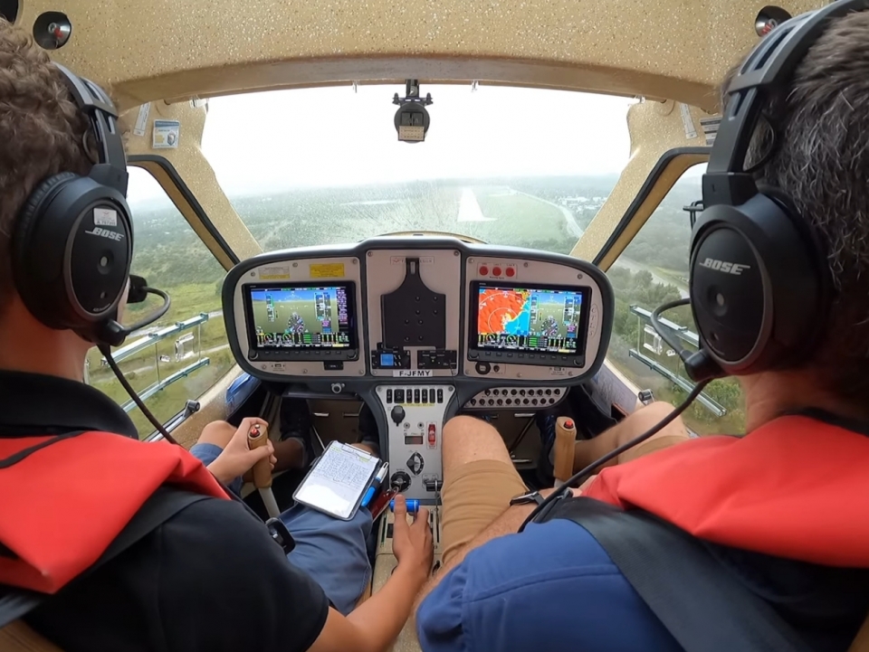 live an experience supervised by a graduate pilot live an experience supervised by a graduate pilot
