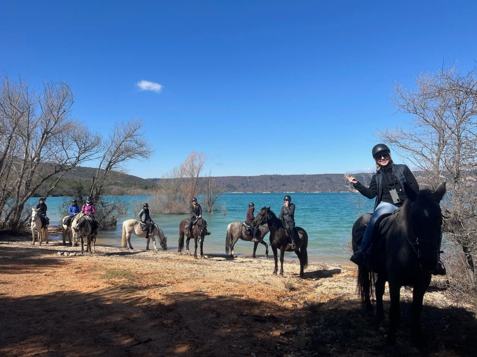 在圣十字湖畔  在圣十字湖畔