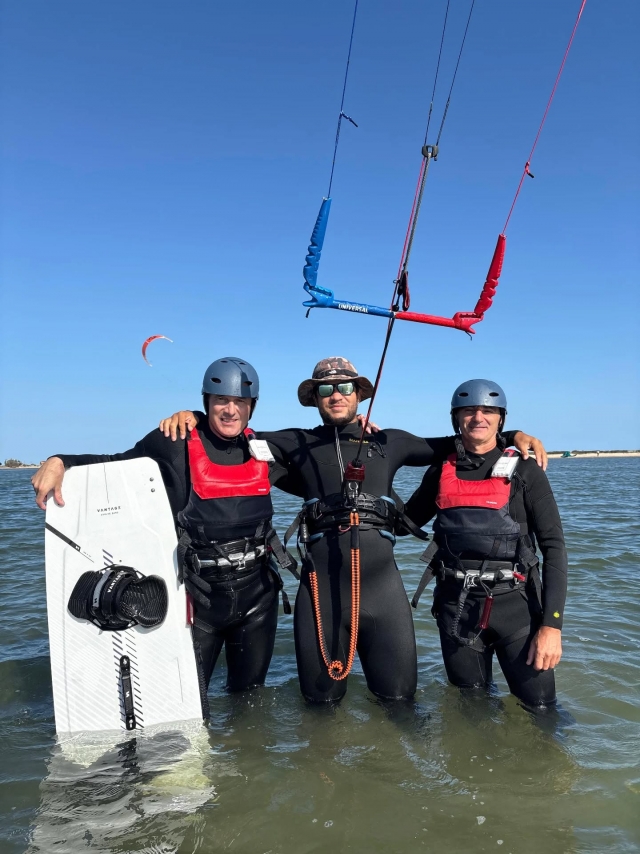  Sail with your kitesurf board 