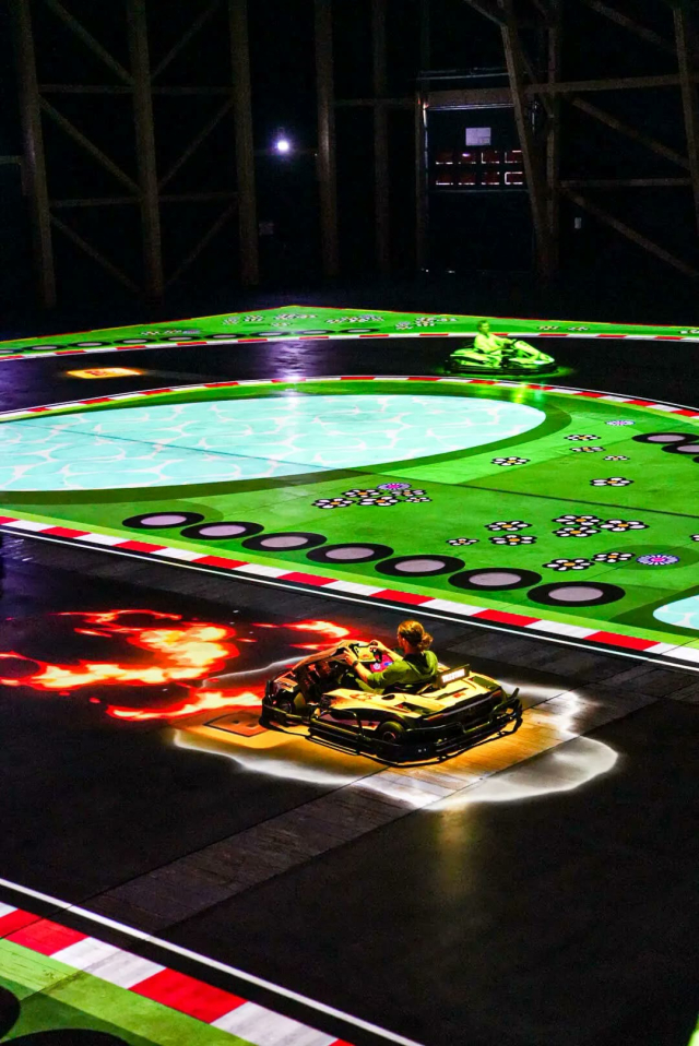 Un kart électrique sur la piste