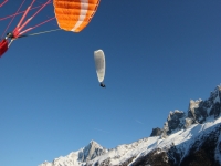  Vôo sobre Chamonix em parapente