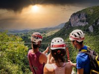  Via Ferrata nell'Hérault un gruppo 