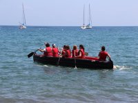  Canoa gigante para viagens em grupo 
