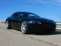 Conduire une Aston Martin dans les Bouches du Rhone